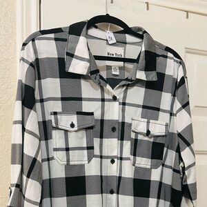 New York Laundry Monochrome Plaid Button Down Shirt